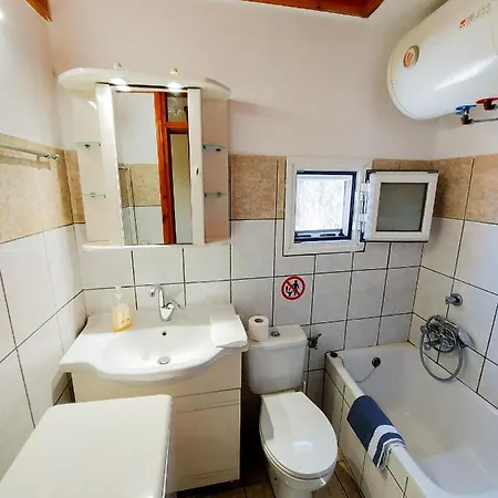 Traditional Mount Retreat - - Corfu Apartment Ano Pavliana