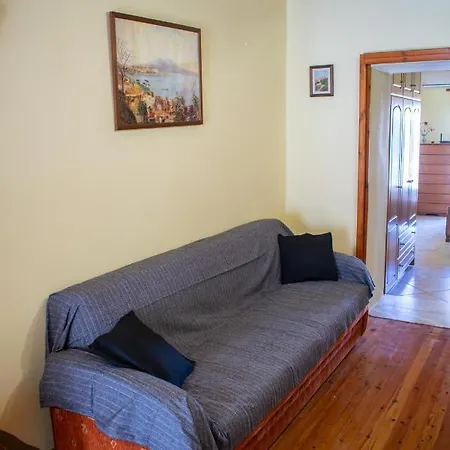 Traditional Mount Retreat - - Corfu Lejlighed